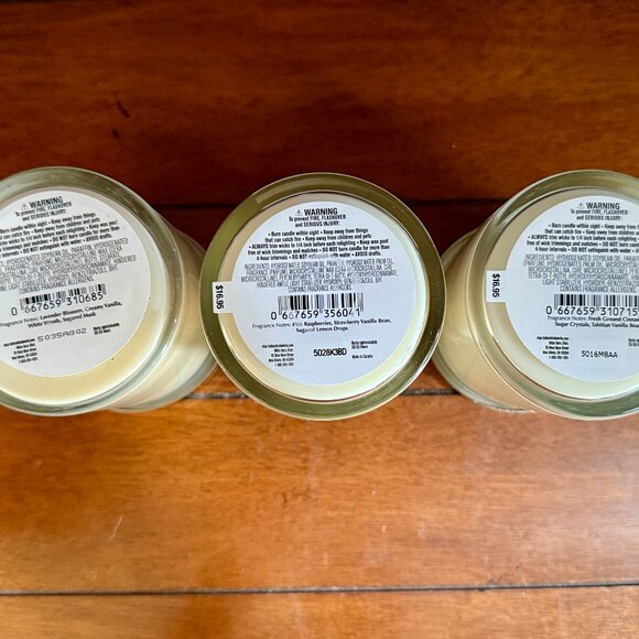 NEW 3-Pc 3 Single Wick Candles 8oz Each - A VANILLA TRIO Bath and Body Works - Picture 3 of 3
